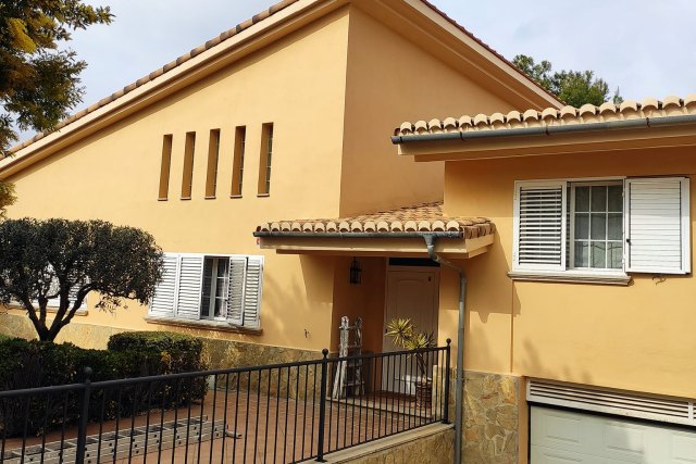 pintores de chalets en valencia2-caubal pintores